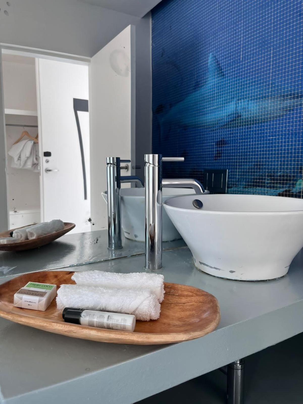 Blue Ocean Tofo Hotel Экстерьер фото